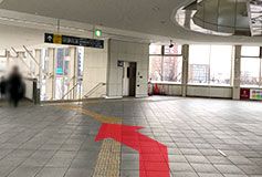 JR山形駅の改札を出ましたら左手方向の「西口」へお進みください。